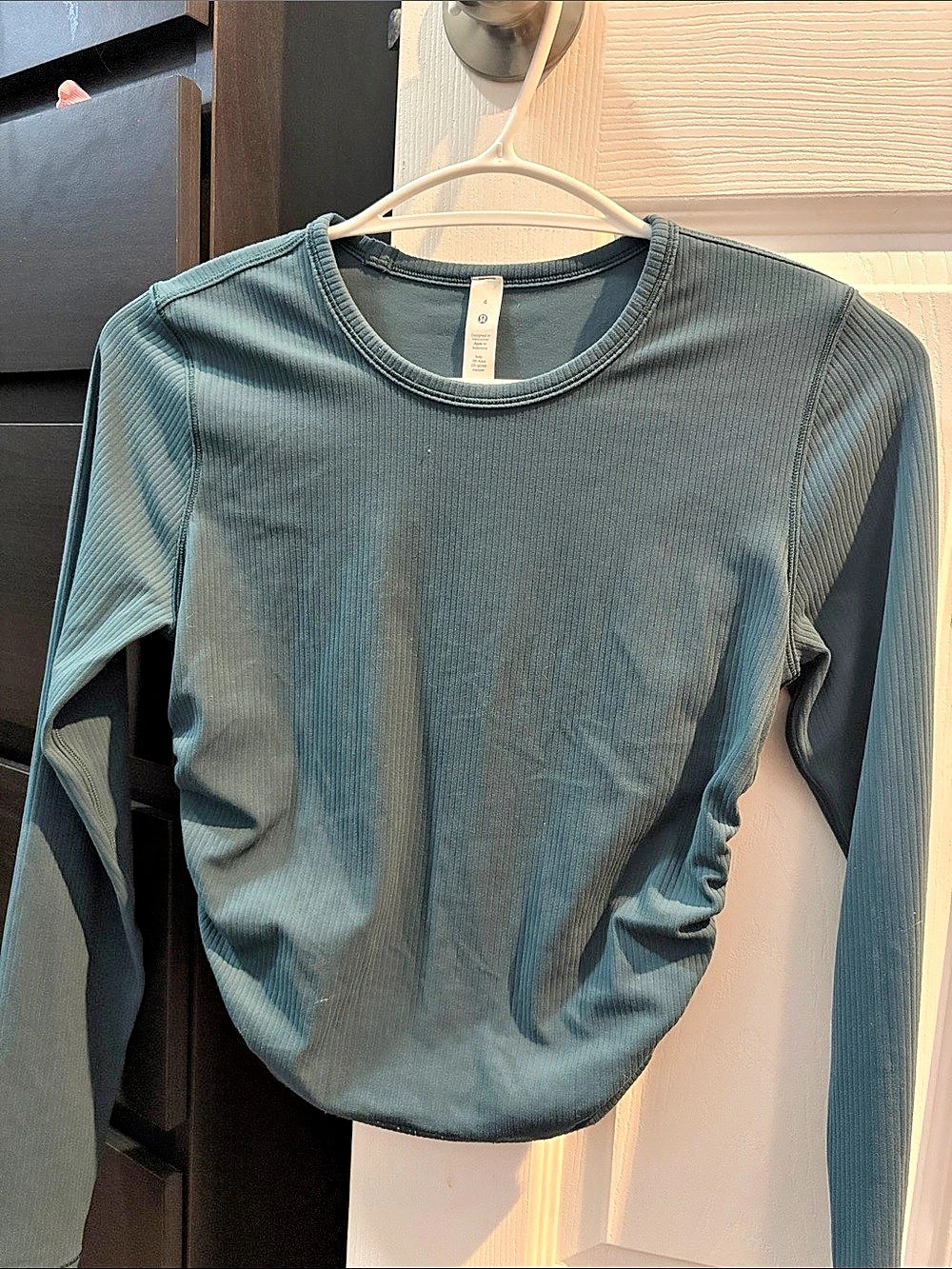 lululemon Hold Tight Long-Sleeve Shirt Blue Size 4
